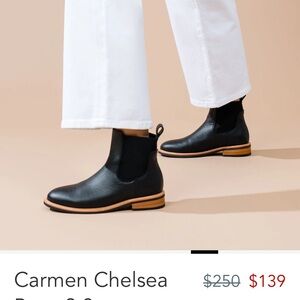 NISOLO Carmen Chelsea Boots 7- like new